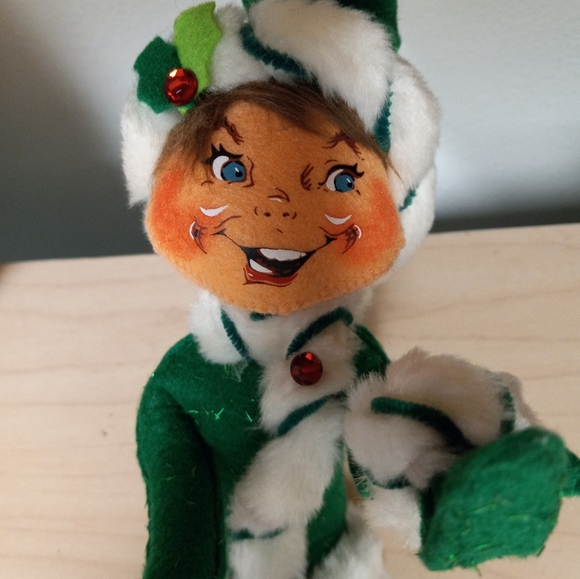 Annalee Mobilitee 14 in Green White Peppermint Twist Christmas Pixie Holiday Elf - Picture 13 of 16